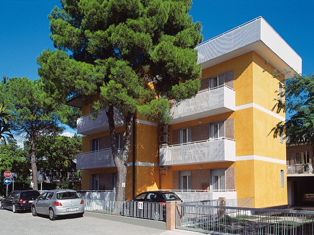 Patrizia Apartment Lignano Sabbiadoro Exterior photo